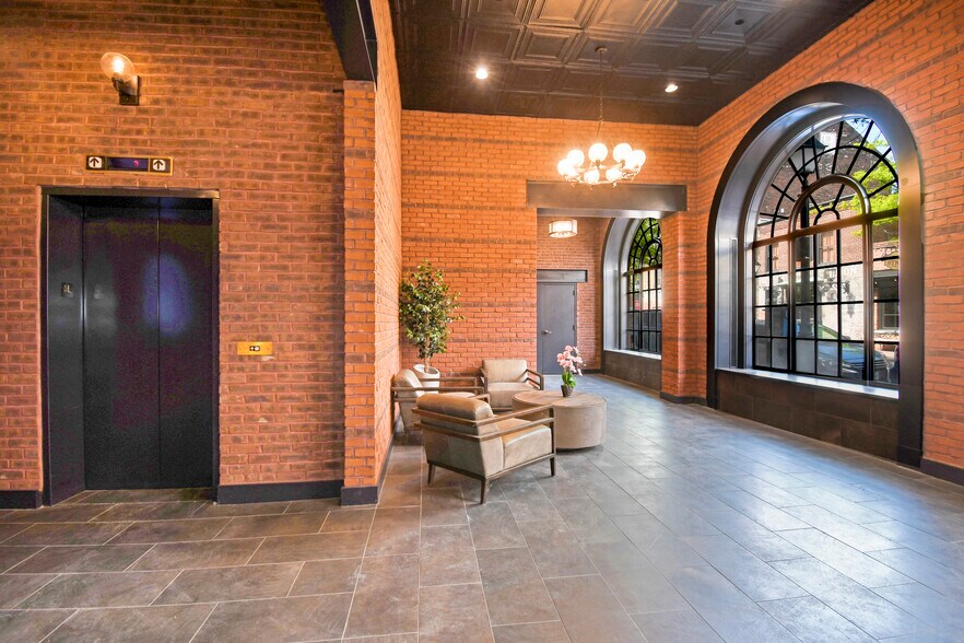 More Photos Of 110 S Union St, Alexandria Office For Sale