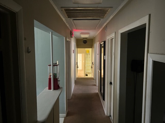 More Photos Of 372 E College Ave, Ashburn Office Residential For Sale