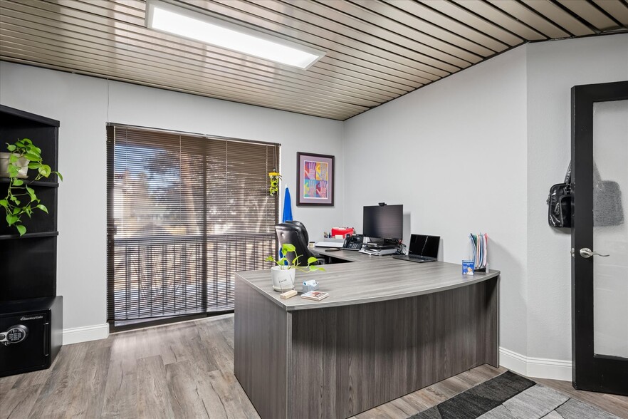 More Photos Of 8751 E Hampden Ave, Denver Office For Sale