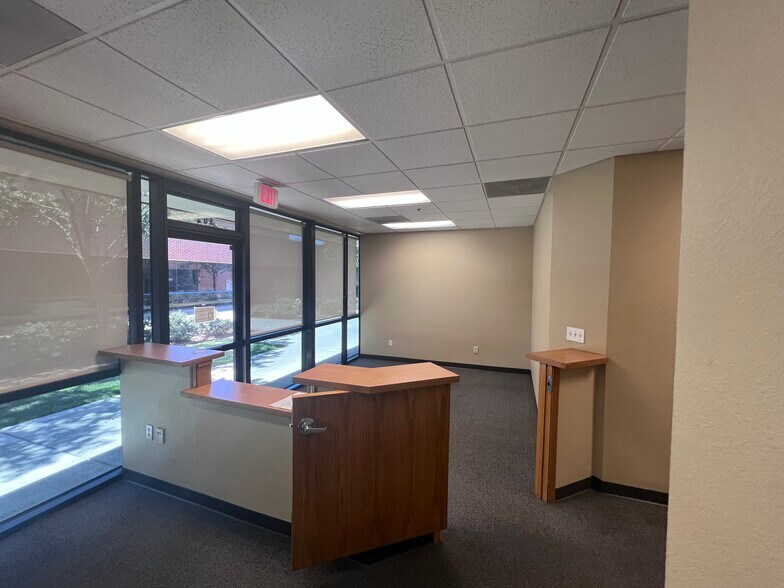 More Photos Of 530 Kings County Dr, Hanford Medical For Lease