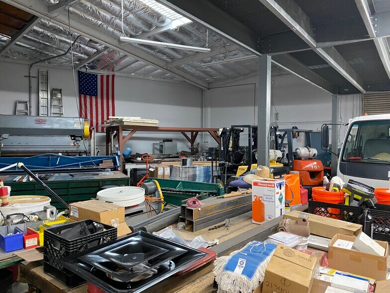 More Photos Of 1701 E Lambert Rd, La Habra Warehouse For Sale