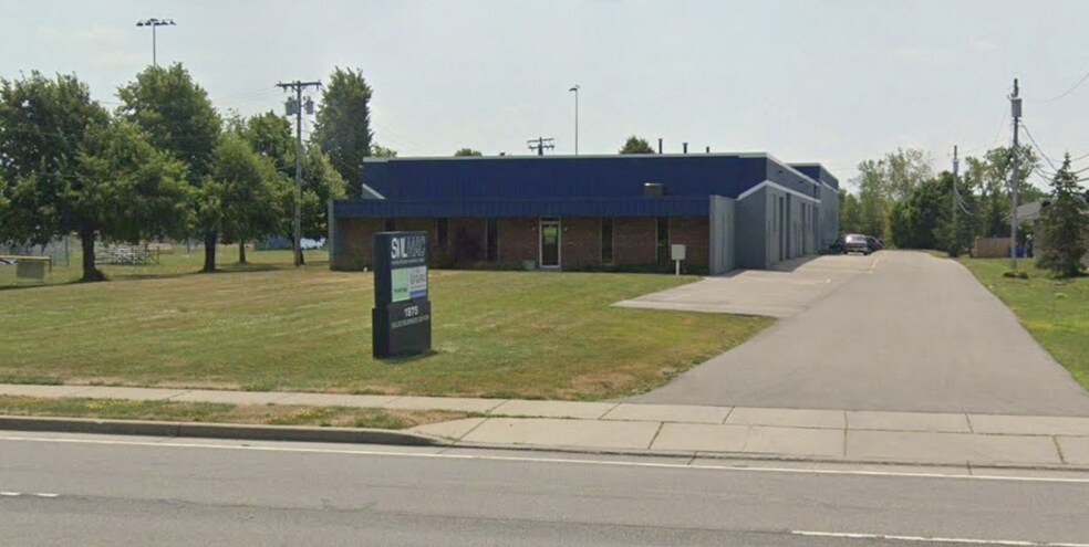 More Photos Of 1975 Wehrle Dr, Williamsville Warehouse For Lease
