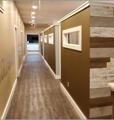 More Photos Of 515 W North Shore Dr, Hartland Office For Lease