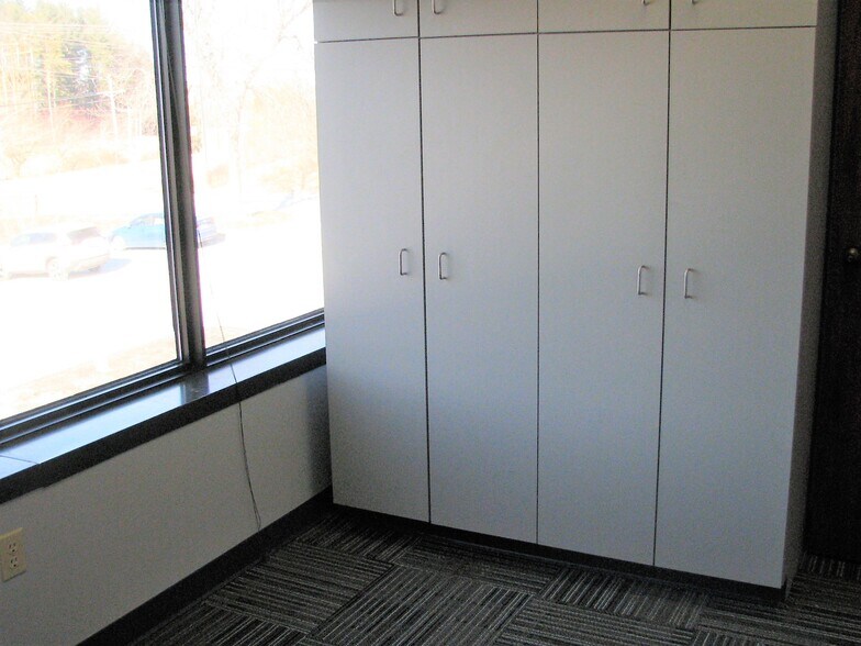 More Photos Of 330 Borthwick Ave, Portsmouth Medical For Lease