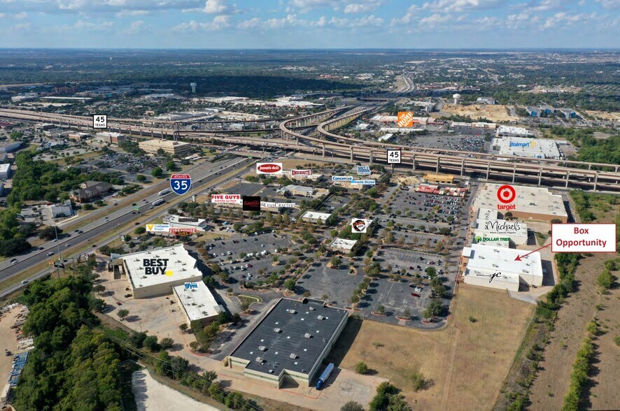 More Photos Of 117 Louis Henna Blvd, Round Rock Unknown For Lease