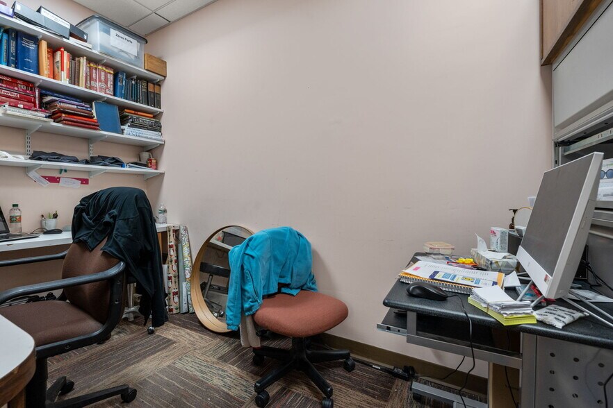 More Photos Of 400 Commonwealth Ave, Boston Medical For Sale