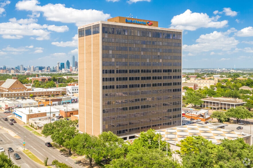 More Photos Of 400 S Zang Blvd, Dallas Office For Lease
