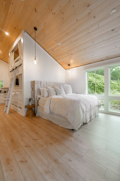 More Photos Of 9579 Cookingham Rd, Remsen Specialty For Sale