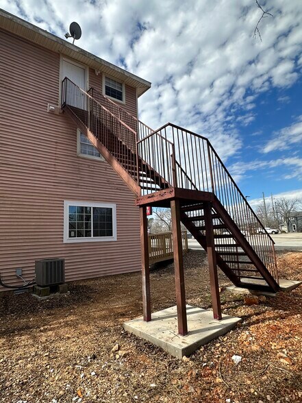 More Photos Of 115 E Van Buren, Eureka Springs Apartments For Sale