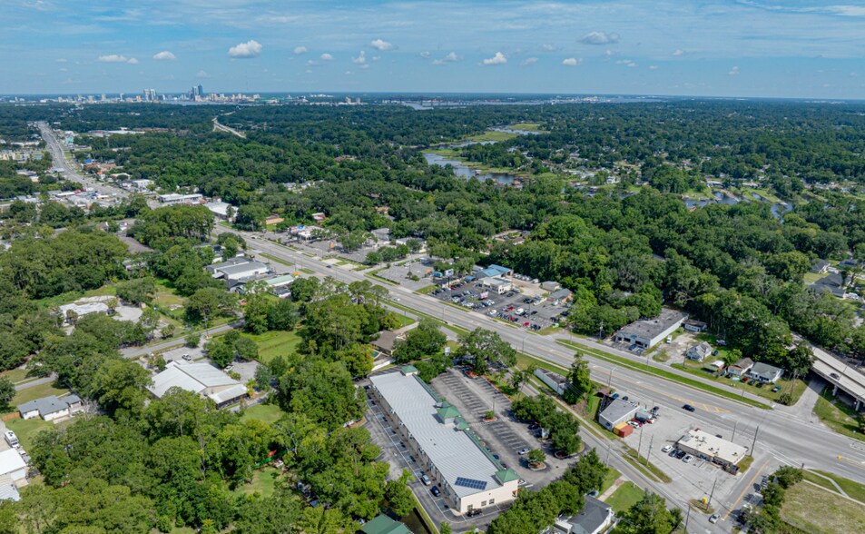 More Photos Of 7044 Beach Blvd, Jacksonville Daycare Center For Sale