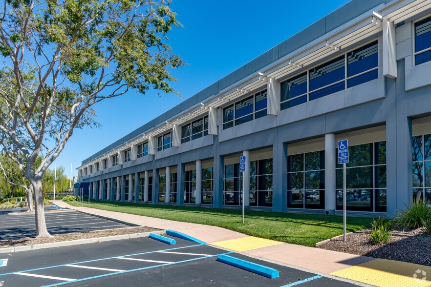 More Photos Of 1704 Automation Pky, San Jose Research And Development For Lease