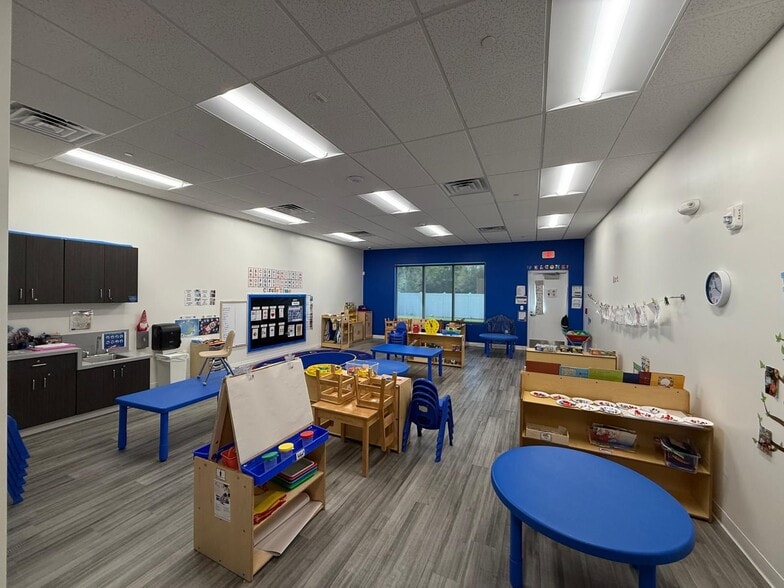 More Photos Of 10308 Cardera Dr, Riverview Schools For Sale