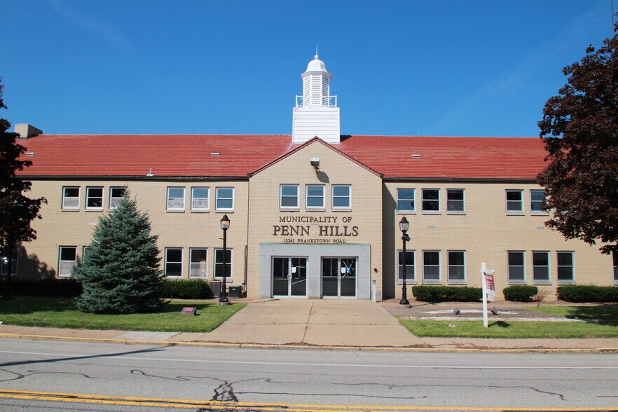 More Photos Of 12245 Frankstown Rd, Penn Hills Office Residential For Sale