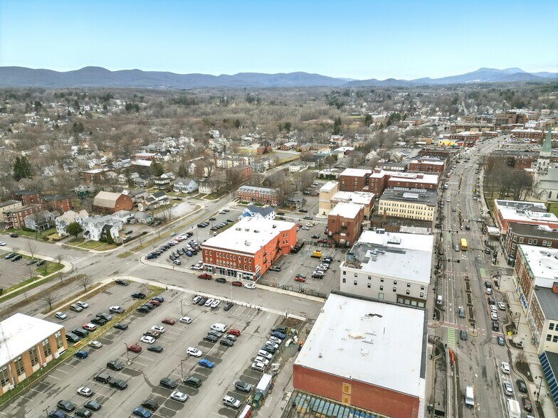 More Photos Of 42 Summer St, Pittsfield Medical For Sale