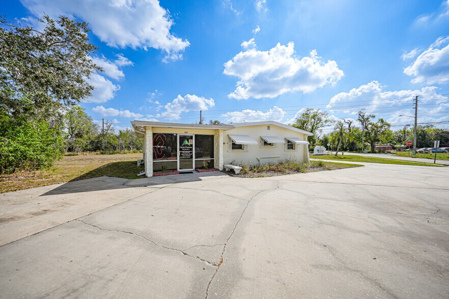 More Photos Of 303 E Gibson St, Arcadia Medical For Sale