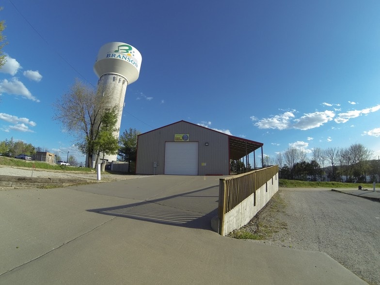 More Photos Of 3330 Harvey Ln, Branson Trailer Camper Park For Sale