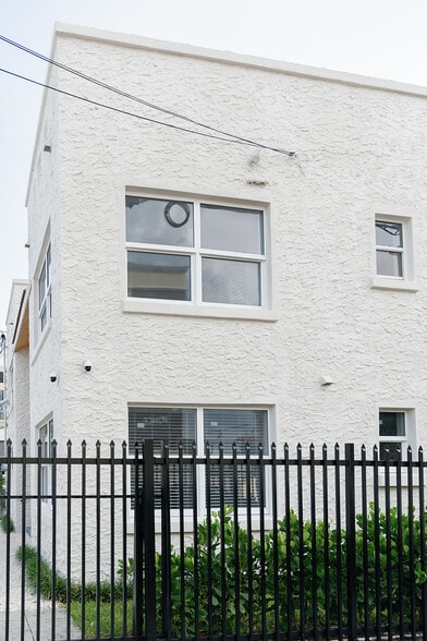 More Photos Of 403 SW 12th Ave, Miami Apartments For Sale