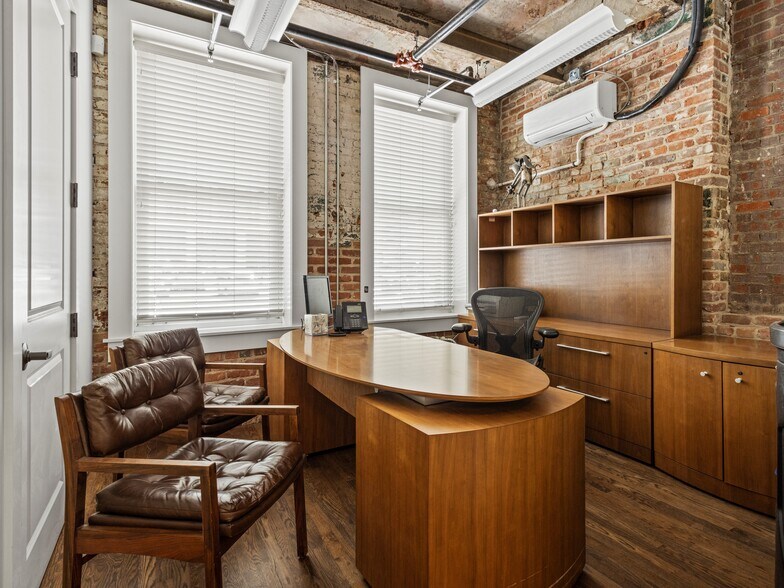 More Photos Of 1810 Blake St, Denver Office For Sale