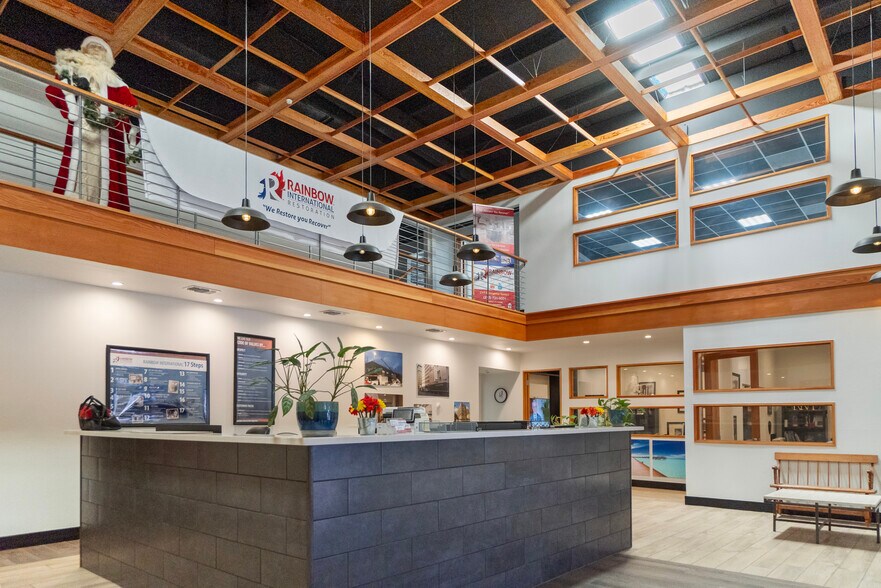 Primary Photo Of 6568 Babcock Rd, San Antonio Flex For Lease