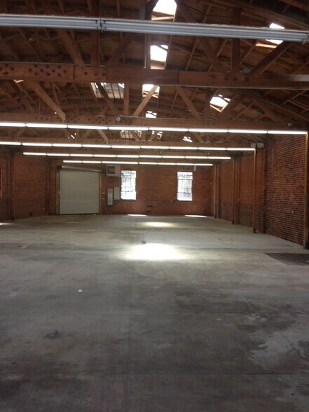 More Photos Of 1163-1169 S Robertson Blvd, Los Angeles Storefront Retail Office For Lease