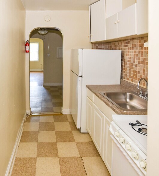 More Photos Of 2823 4th St NE, Washington Multifamily For Sale