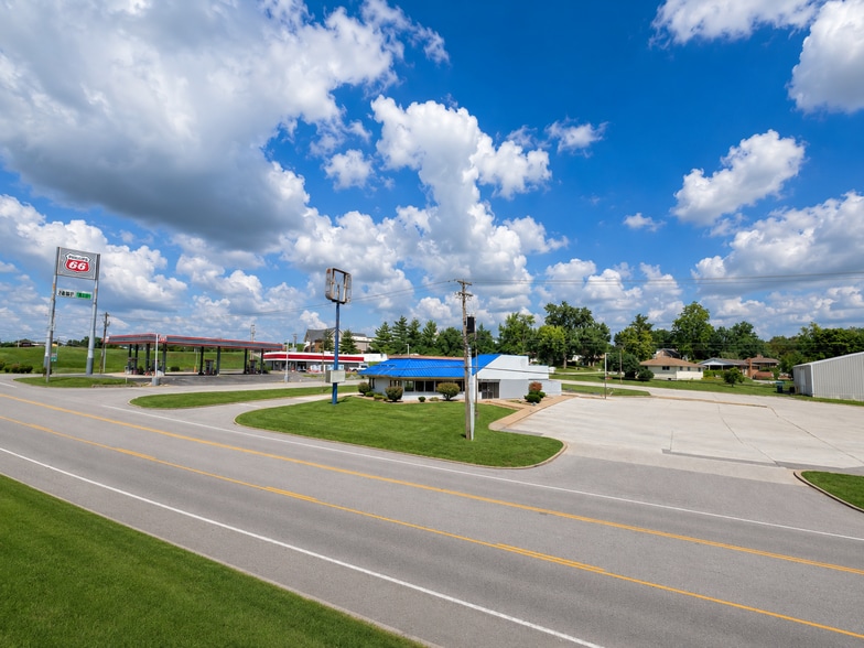 More Photos Of 235 W 5th St, Eureka Fast Food For Lease