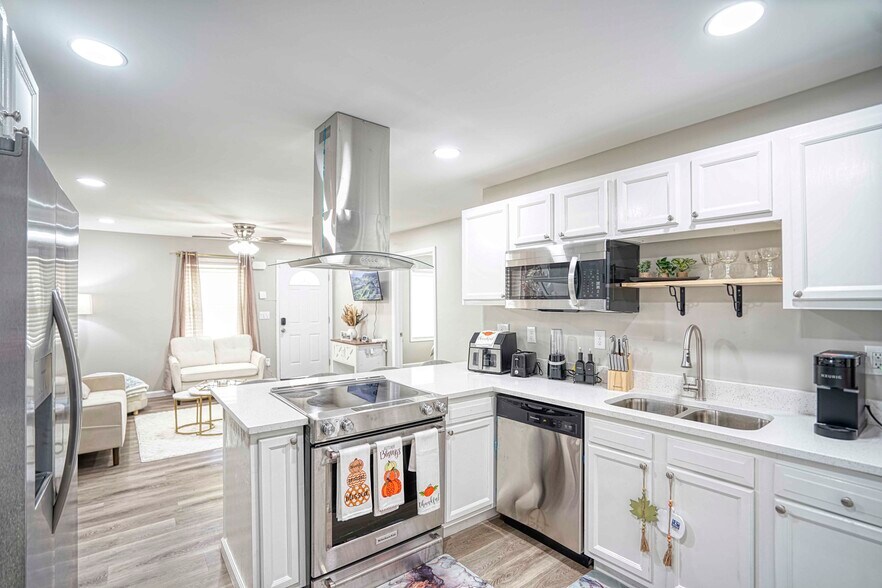 More Photos Of ,  Unknown For Sale