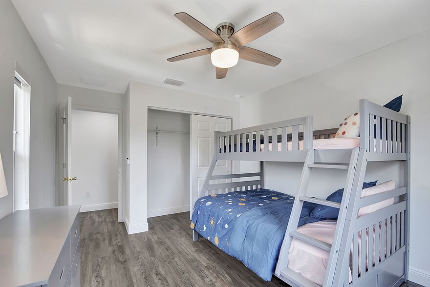 More Photos Of 3871 Patio Ct, Lake Worth Apartments For Sale