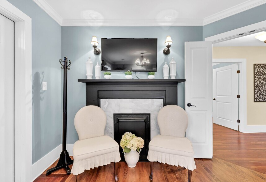 More Photos Of 451 Rossview Rd, Clarksville Office For Sale