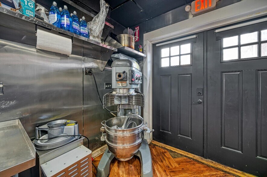 More Photos Of 37249 State Hwy 23, Grand Gorge Flex For Sale