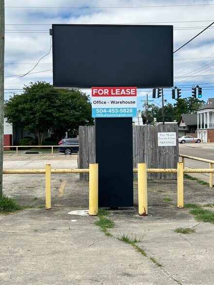 More Photos Of 1120 Lafayette St, Gretna Showroom For Lease