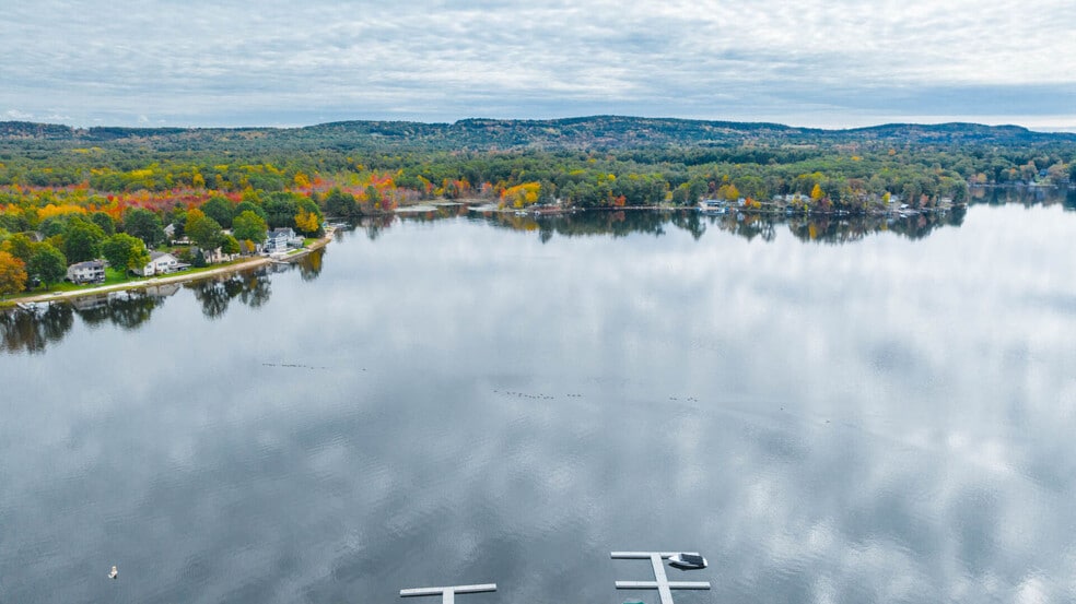 More Photos Of 141 Congamond Rd, Southwick Restaurant For Lease