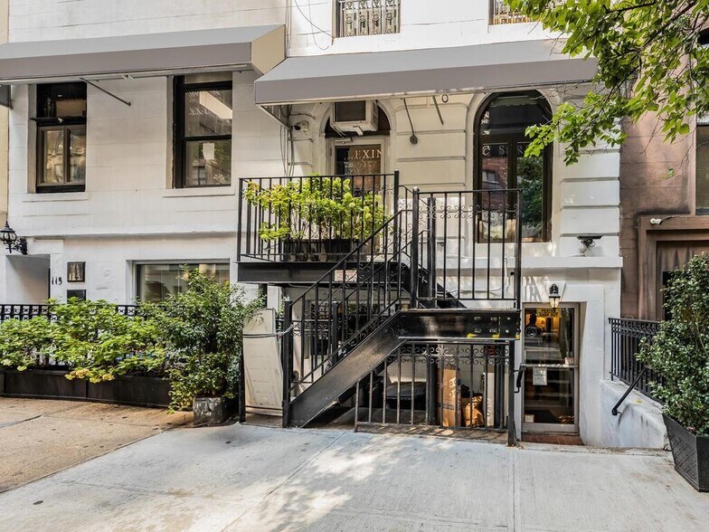 More Photos Of 113 E 39th St, New York Apartments For Sale