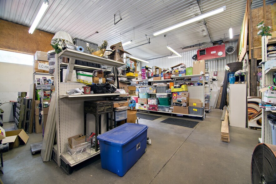 More Photos Of 3209 N State Rt 1, Saint Anne Flex For Sale