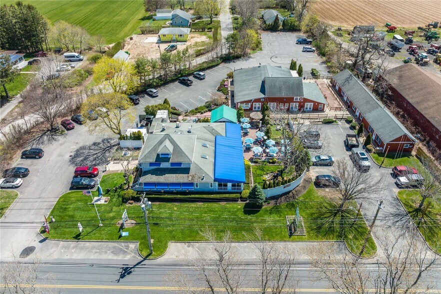 More Photos Of 3225 Sound Ave, Riverhead Storefront Retail Office For Sale