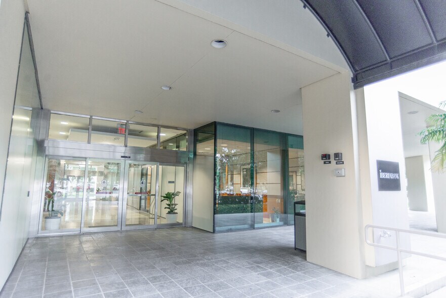 More Photos Of 150 S Pine Island Rd, Plantation Office For Lease