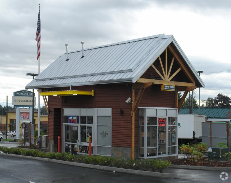 More Photos Of 6111-6201 6th Ave, Tacoma Unknown For Lease