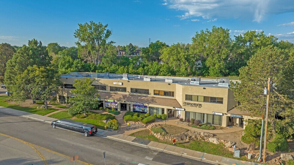 More Photos Of 2305 S Syracuse Way, Denver Light Manufacturing For Lease