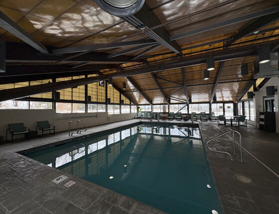 More Photos Of 35 Hurricane Ln, Williston Hotel For Sale