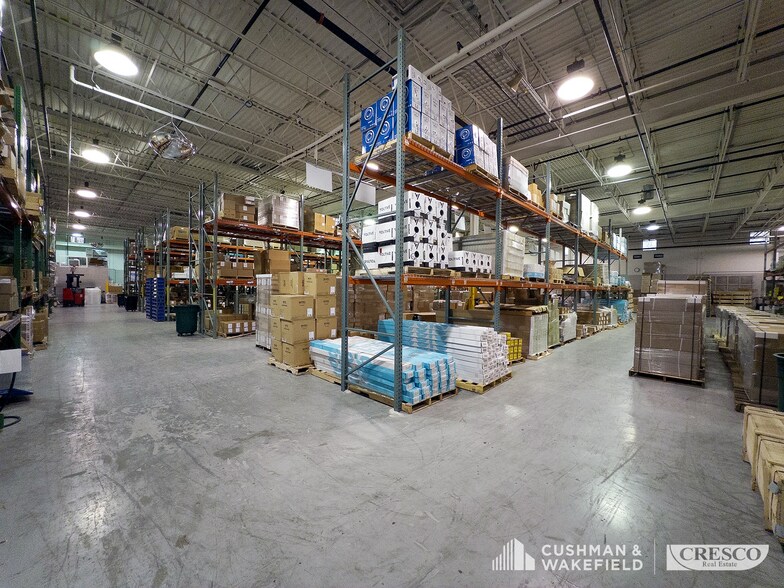 More Photos Of 5633 Hudson Industrial Pky, Hudson Flex For Sale