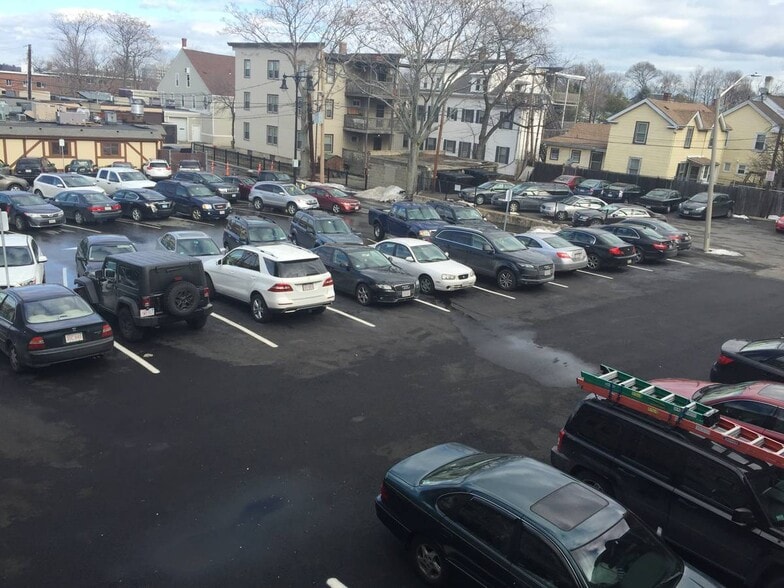 More Photos Of 345A Washington St, Brighton Storefront Retail Office For Lease