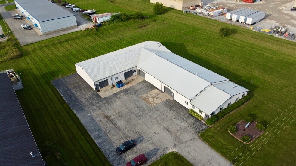More Photos Of 6301 W 400 N, Greenfield Warehouse For Sale