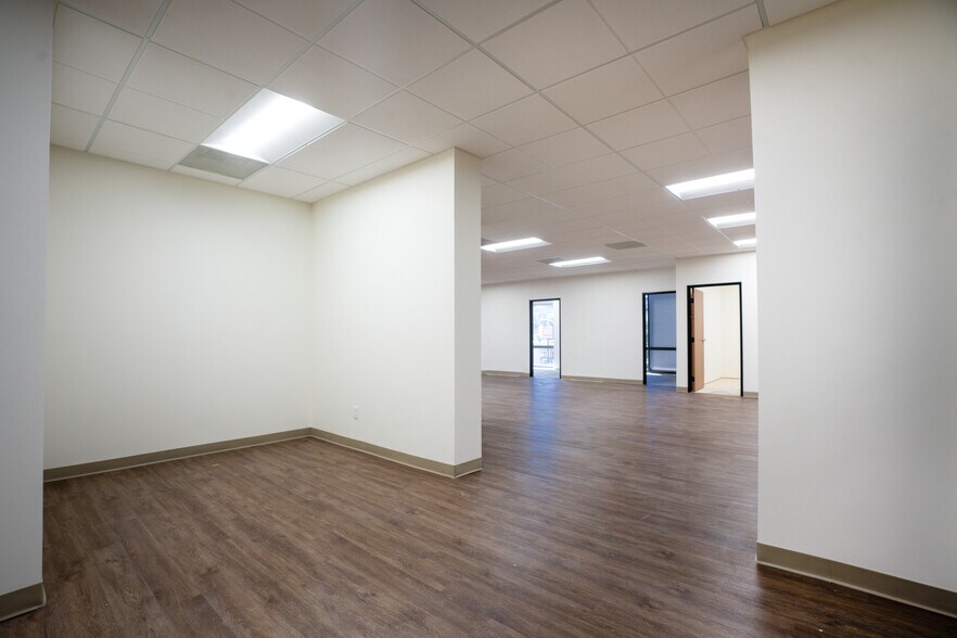 More Photos Of 6160 Mission Gorge Rd, San Diego Loft Creative Space For Lease
