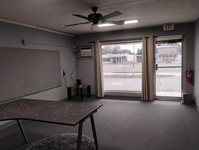More Photos Of 2860-2868 E Bay Dr, Largo Unknown For Lease