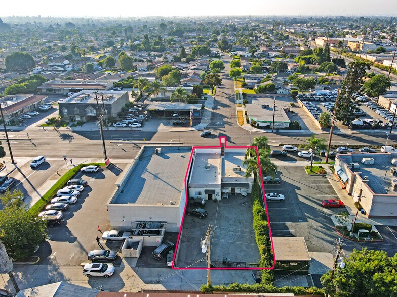 More Photos Of 11430 Paramount Blvd, Downey Storefront Retail Office For Sale
