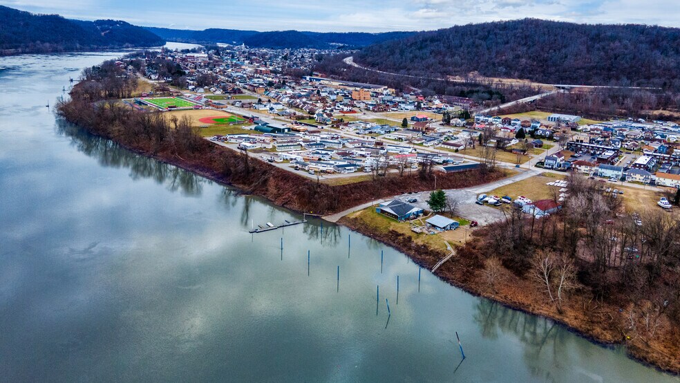 More Photos Of 1200 N River, Toronto Marina For Sale