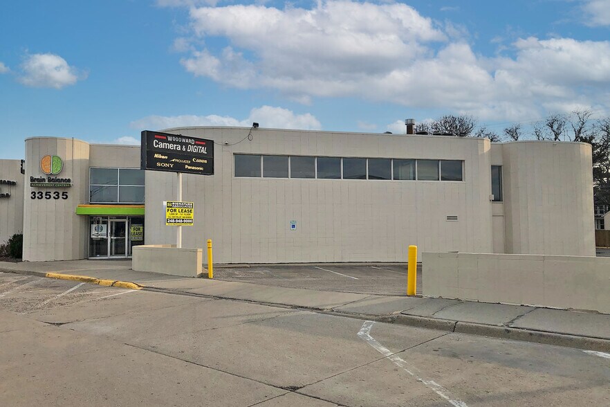 More Photos Of 33535 Woodward Ave, Birmingham General Retail For Sale
