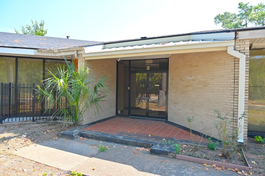 More Photos Of 14423 Cornerstone Village Dr, Houston Medical For Sale