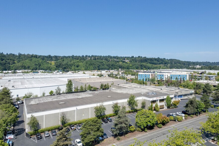 More Photos Of 1071 Andover Park W, Tukwila Warehouse For Lease