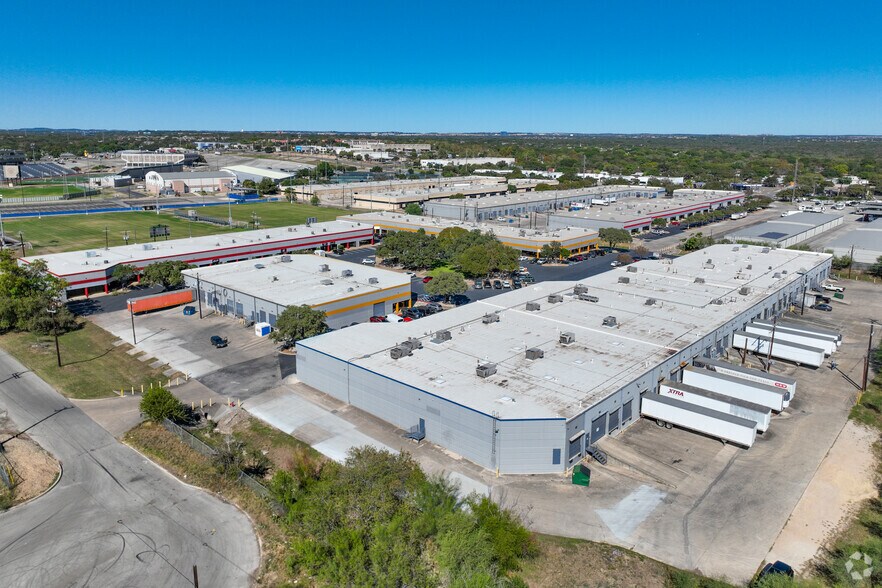 More Photos Of 11905-11945 Starcrest Dr, San Antonio Unknown For Lease